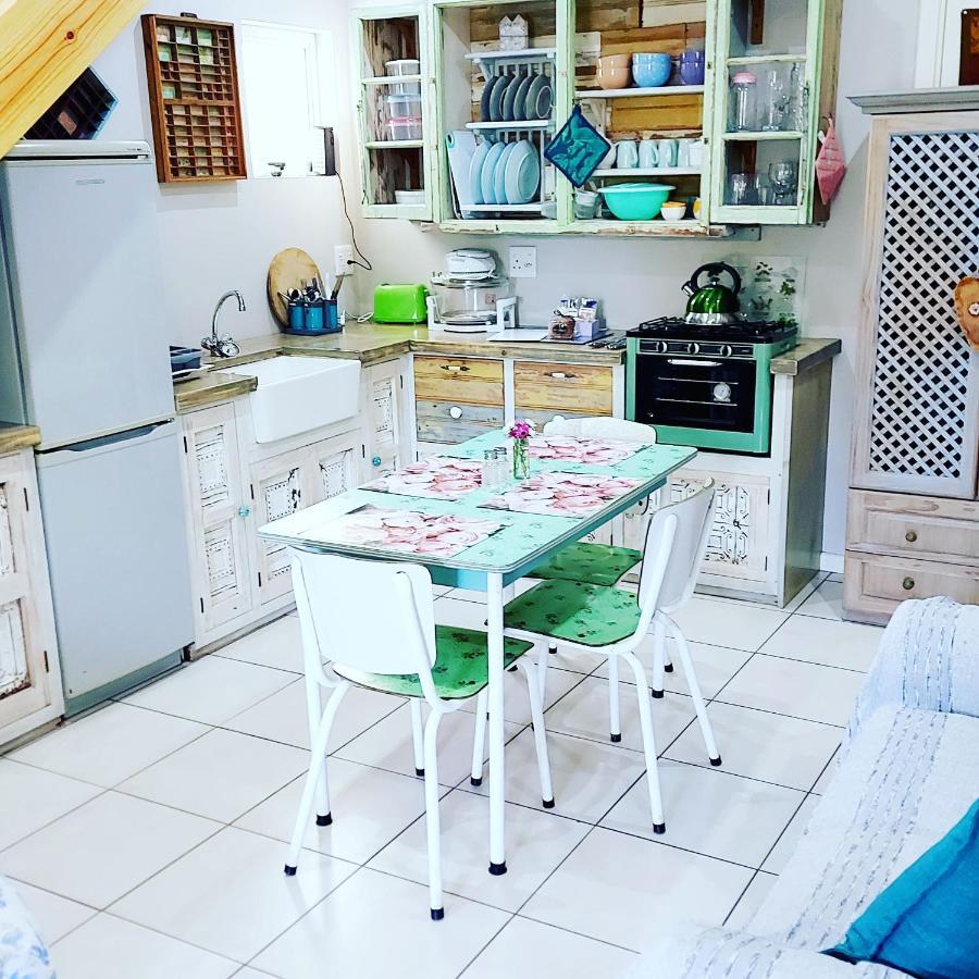 The Coelacanth Guest House And Beach Thyme Self Catering Kiddʼs Beach Esterno foto