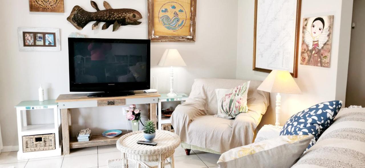 The Coelacanth Guest House And Beach Thyme Self Catering Kiddʼs Beach Esterno foto