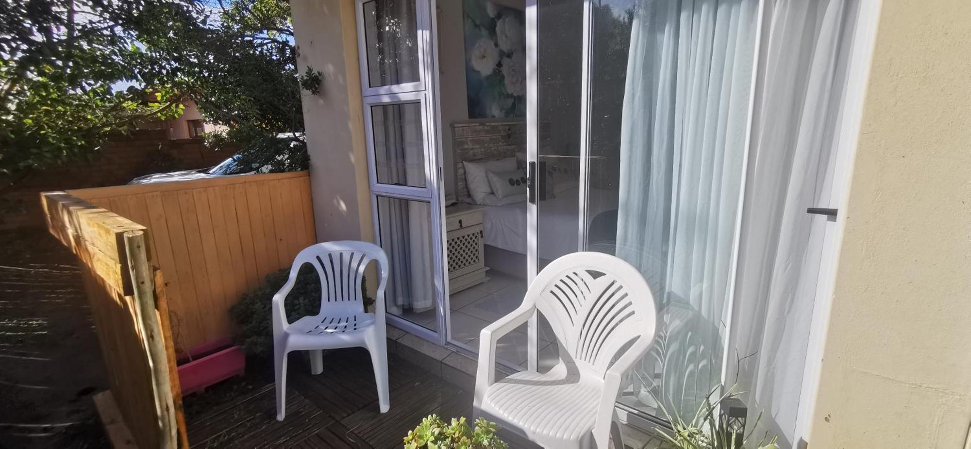 The Coelacanth Guest House And Beach Thyme Self Catering Kiddʼs Beach Esterno foto