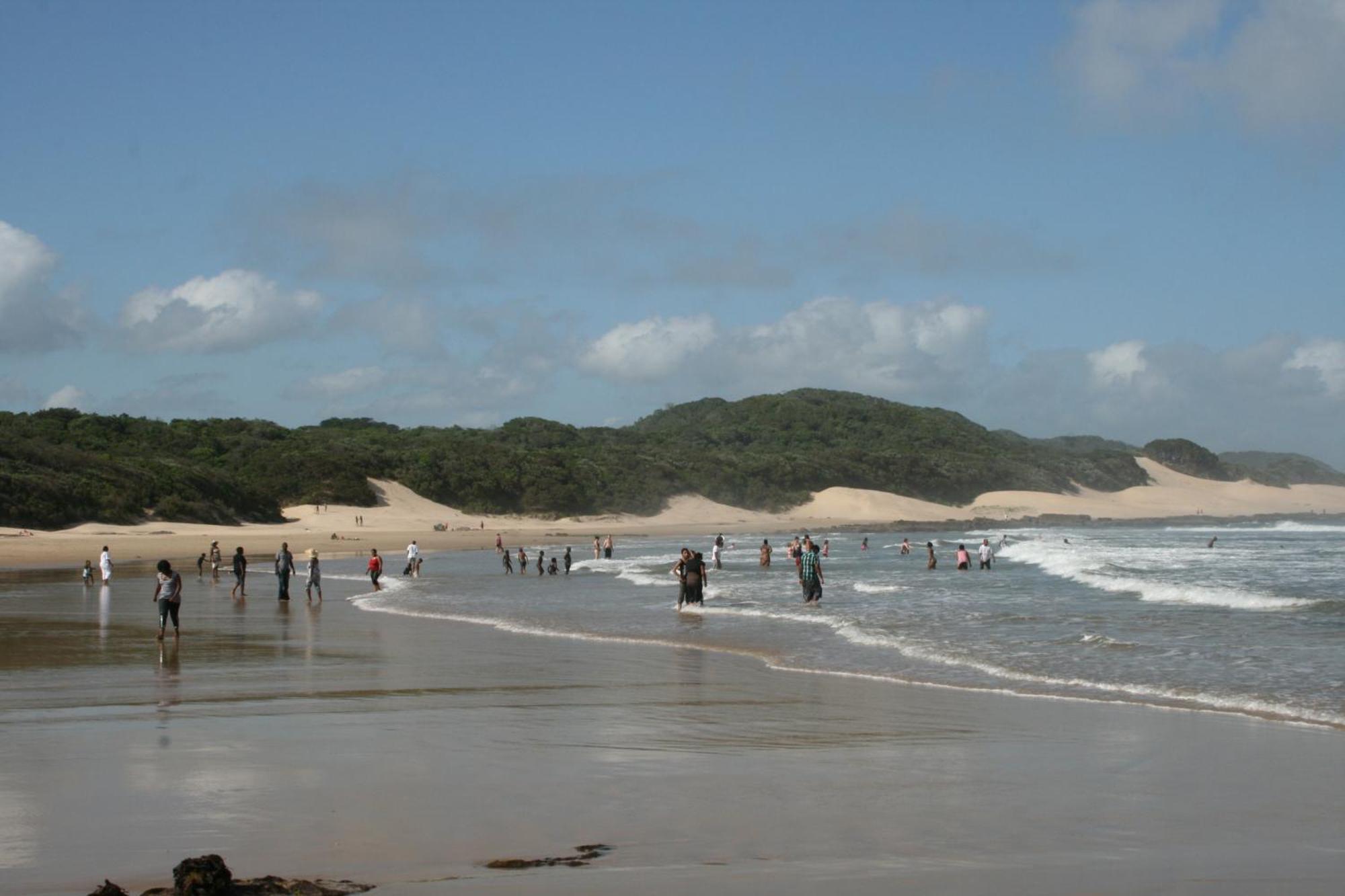 The Coelacanth Guest House And Beach Thyme Self Catering Kiddʼs Beach Esterno foto
